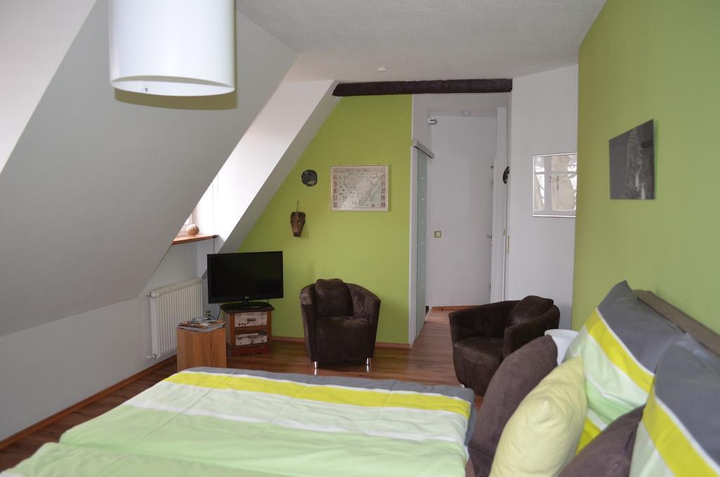 B & B Nr. 1 Schwerte Δωμάτιο φωτογραφία